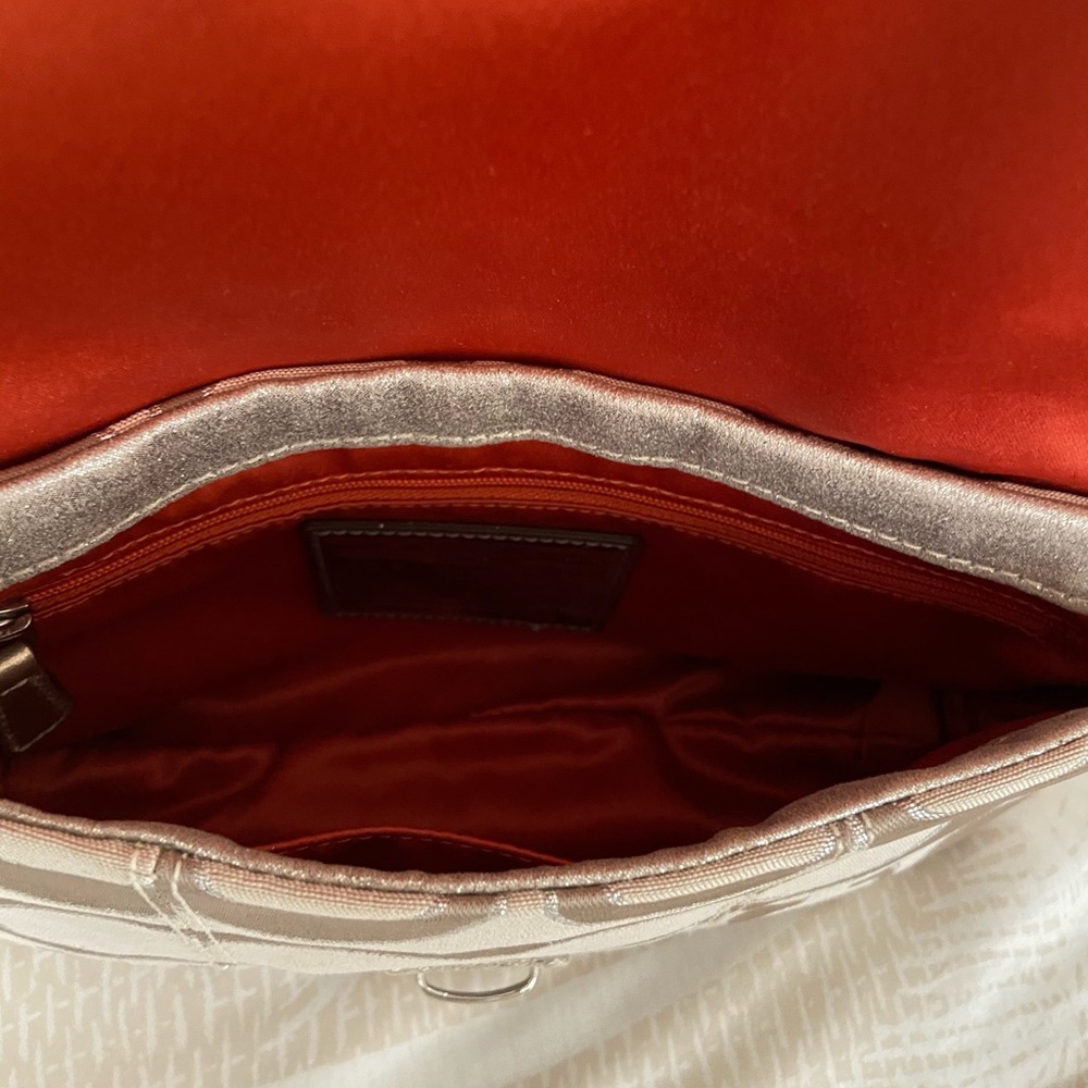 Coach Cross Body - Picture 7 of 7